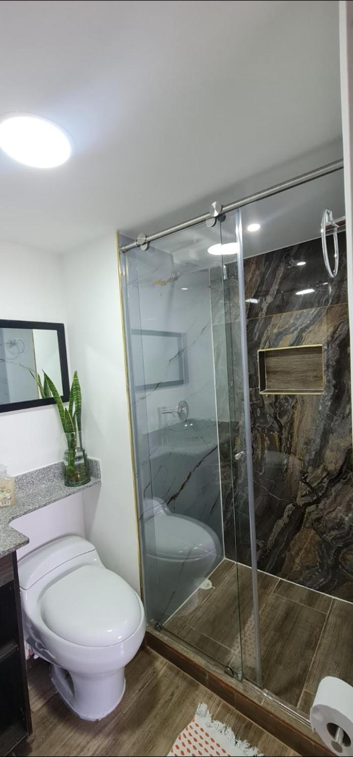 Apartamento Vistas Lindas Cerca Centro Medellín Exterior foto